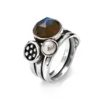 Srebrny pierścionek z labradorytem